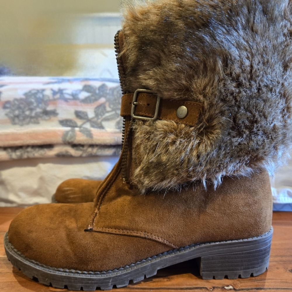 Unlisted Boots